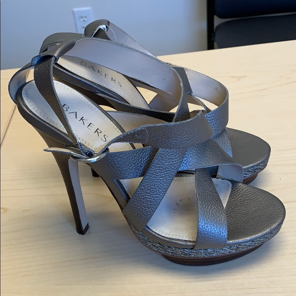 Bakers gray heels